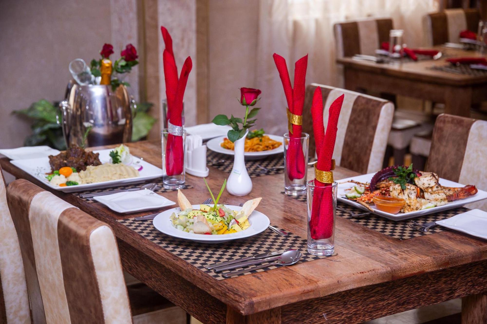 Tiffany Diamond Hotels Ltd - Indira Gandhi Street Dar es Salaam Eksteriør billede