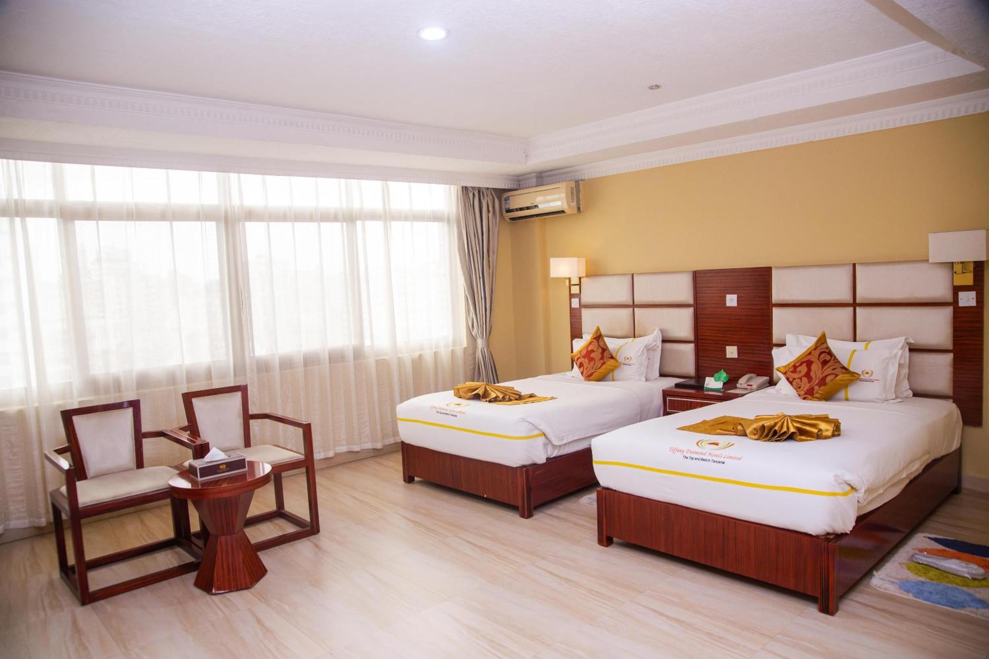 Tiffany Diamond Hotels Ltd - Indira Gandhi Street Dar es Salaam Eksteriør billede